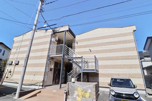 レオパレスフォレストフラワーの物件内観写真